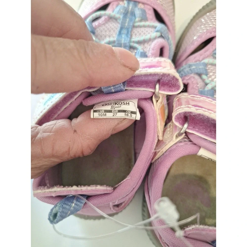 OshKosh B'gosh Adjustable Girl's Water Shoe - Size 11
